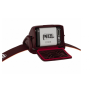 Latarka czołowa Actik Core Petzl czerwona